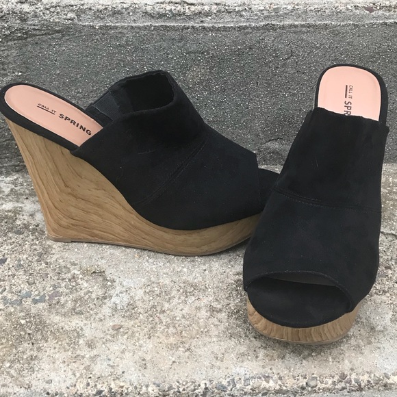 Call It Spring Wedge Heels - Picture 3 of 7